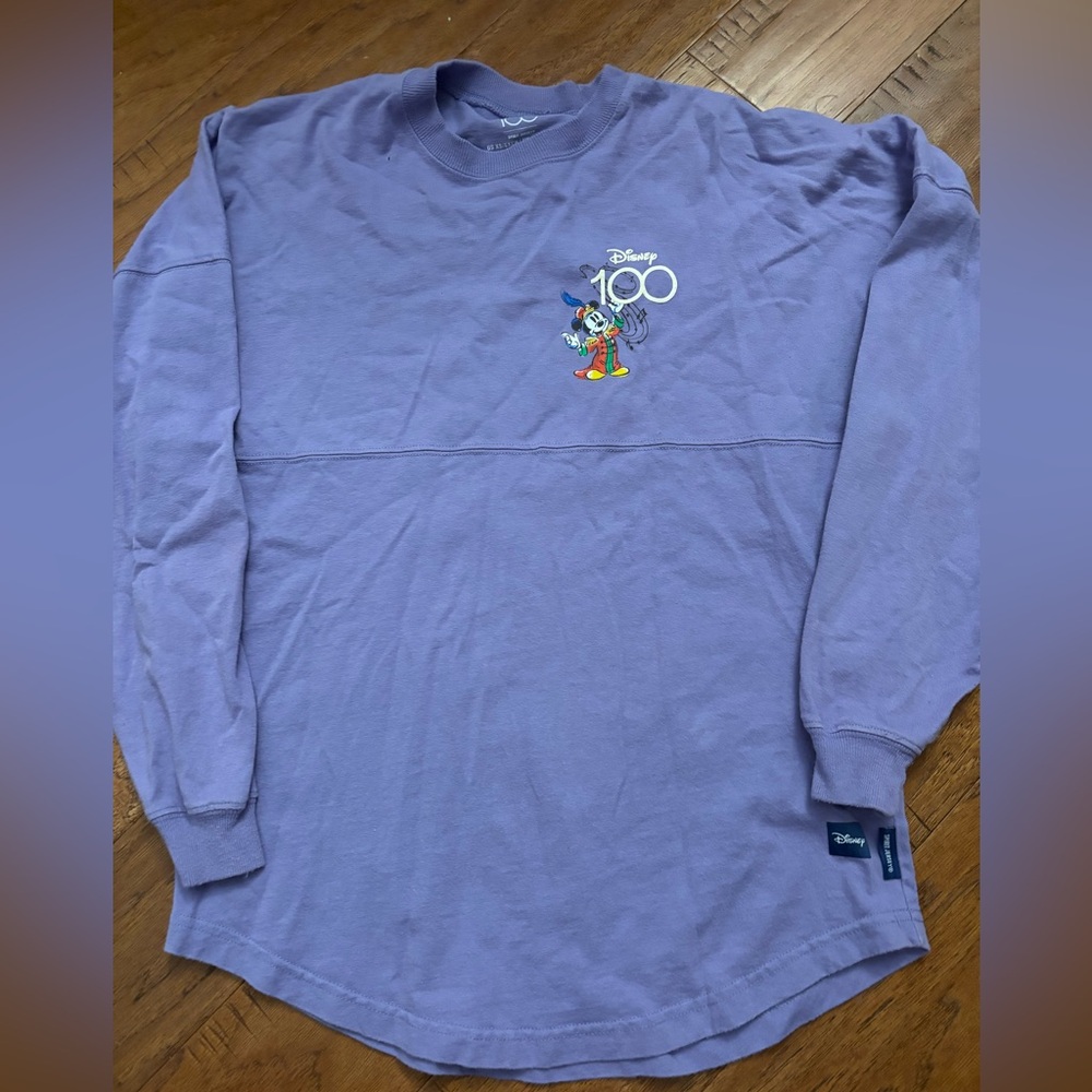 Walt disney world spirit jersey Mickey & friends 100 years